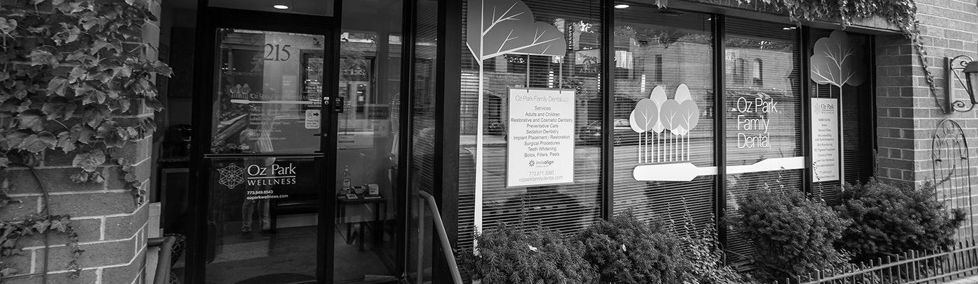 Exterior of a Lincoln Park dental office